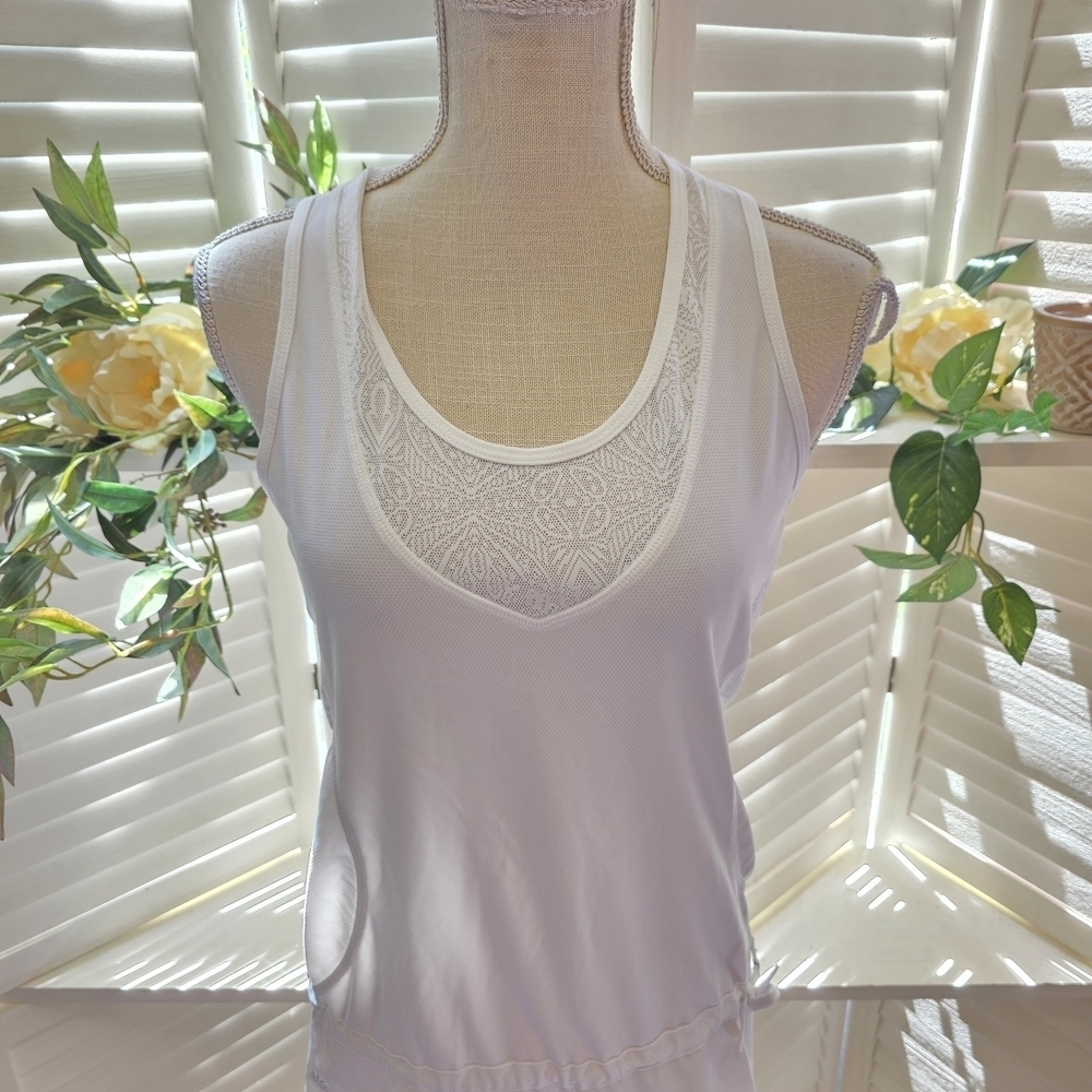 Athleta White Embroidered Tank Top Small 1367